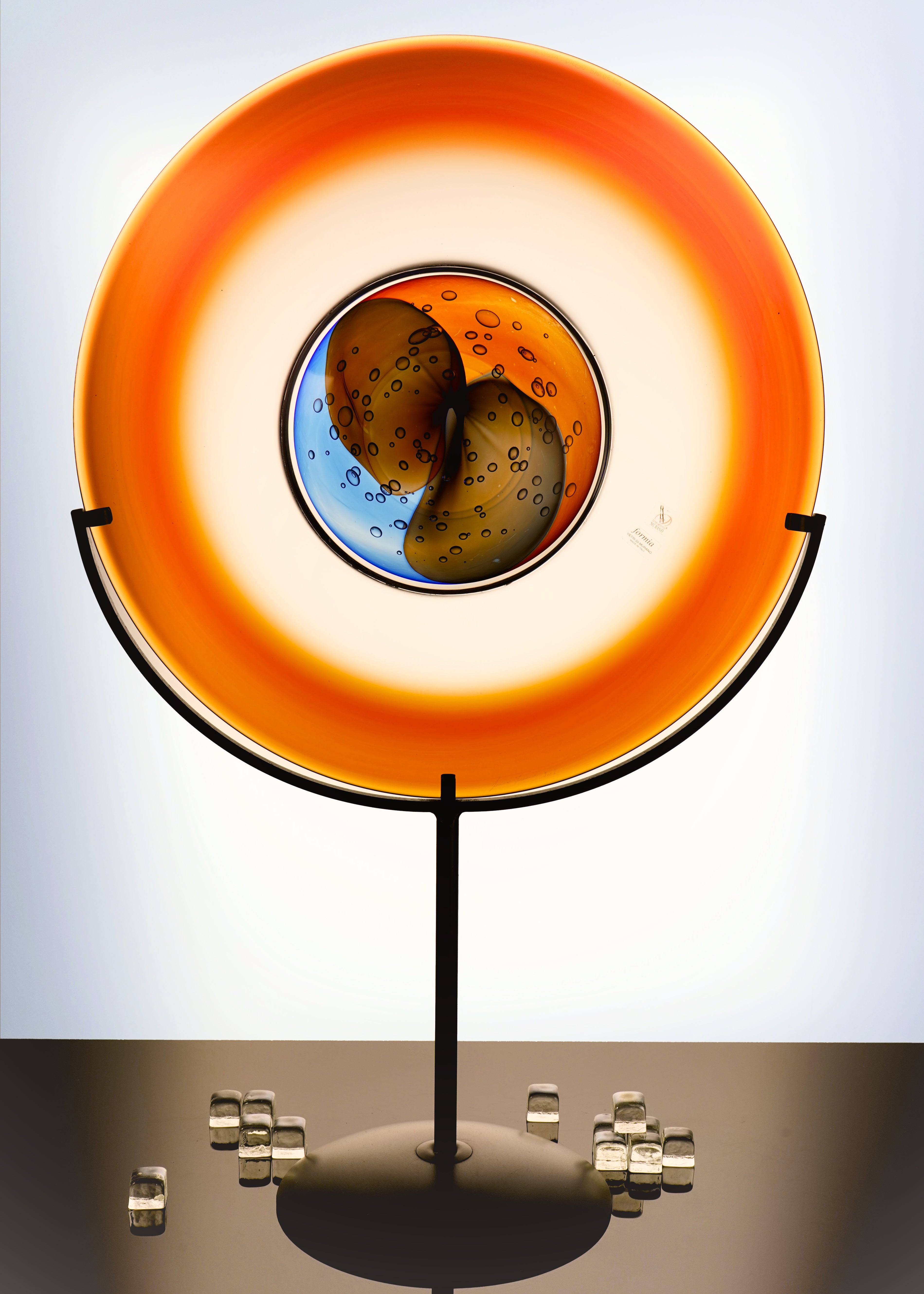 Formia Murano Decorative Glass Discs Stand, handmade in Italy with luxurious Murano glass. Expertly crafted to add sophistication and exclusivity to your decor.