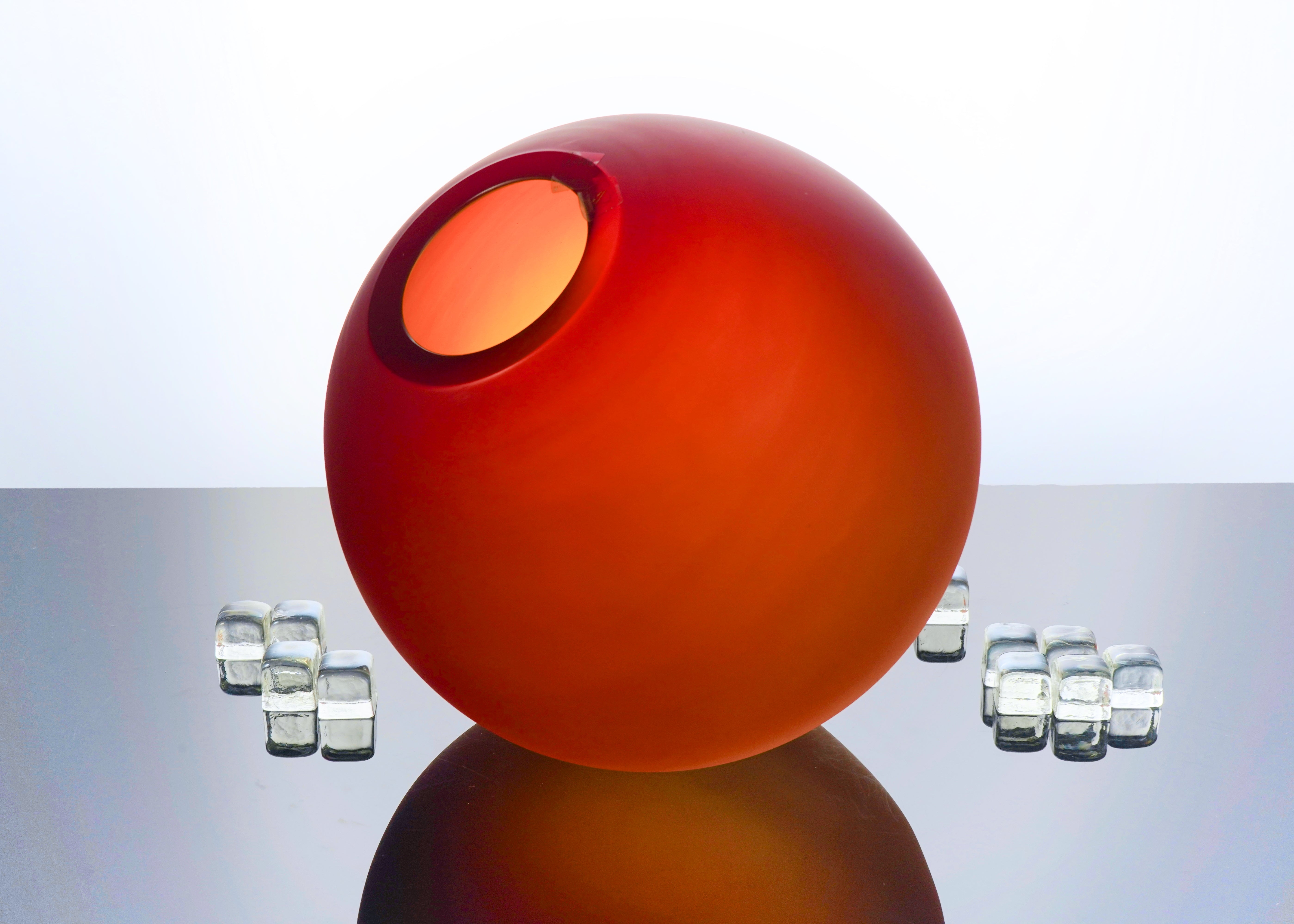 Vivarini Murano Marte Glass Vase, handmade in Italy with premium Murano glass, featuring a deep amber red hue that adds warmth and sophistication to any room.