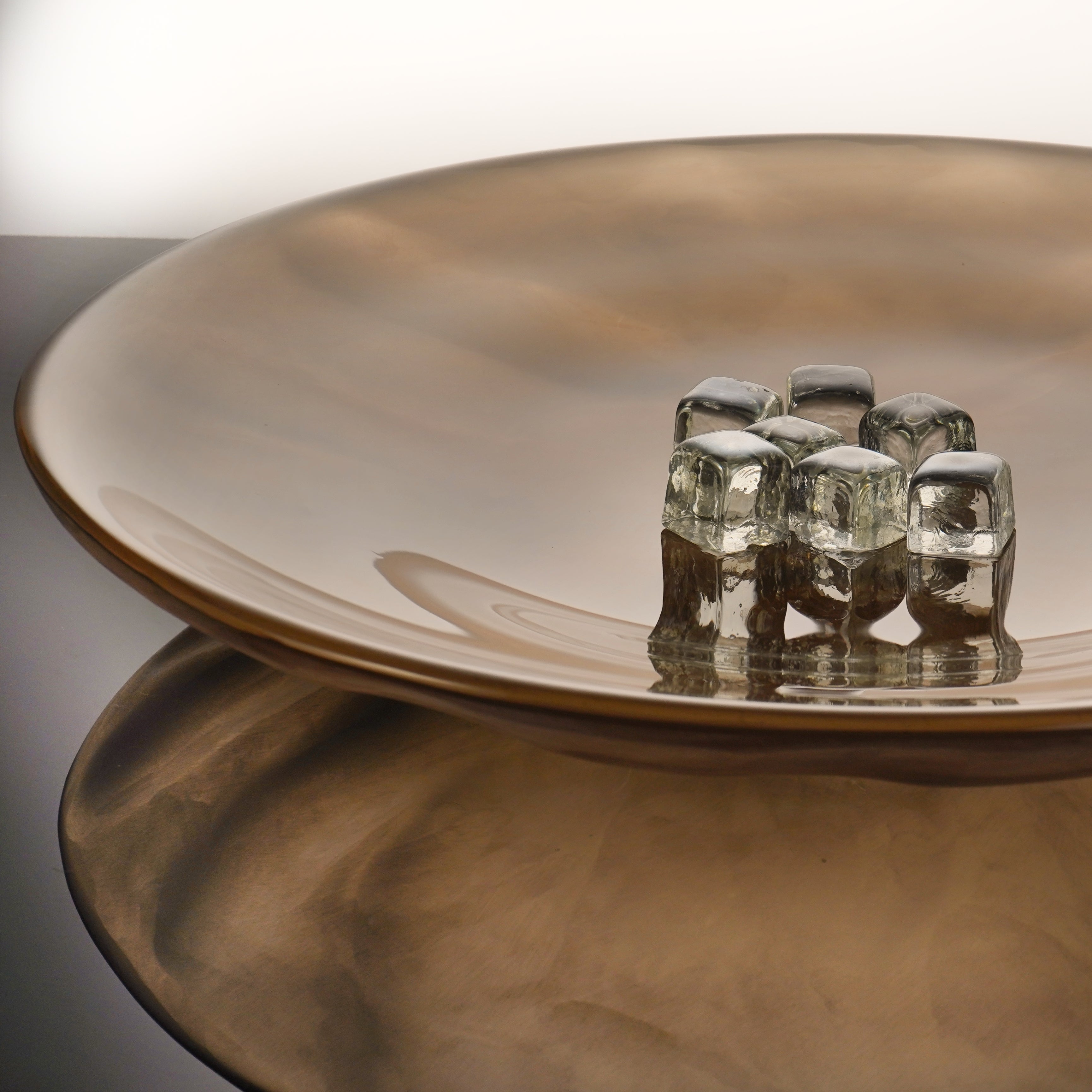 Armani Casa Deseo Centrepiece, handmade in Italy with Murano glass. A timeless, luxurious design that adds sophistication and elegance to any room.