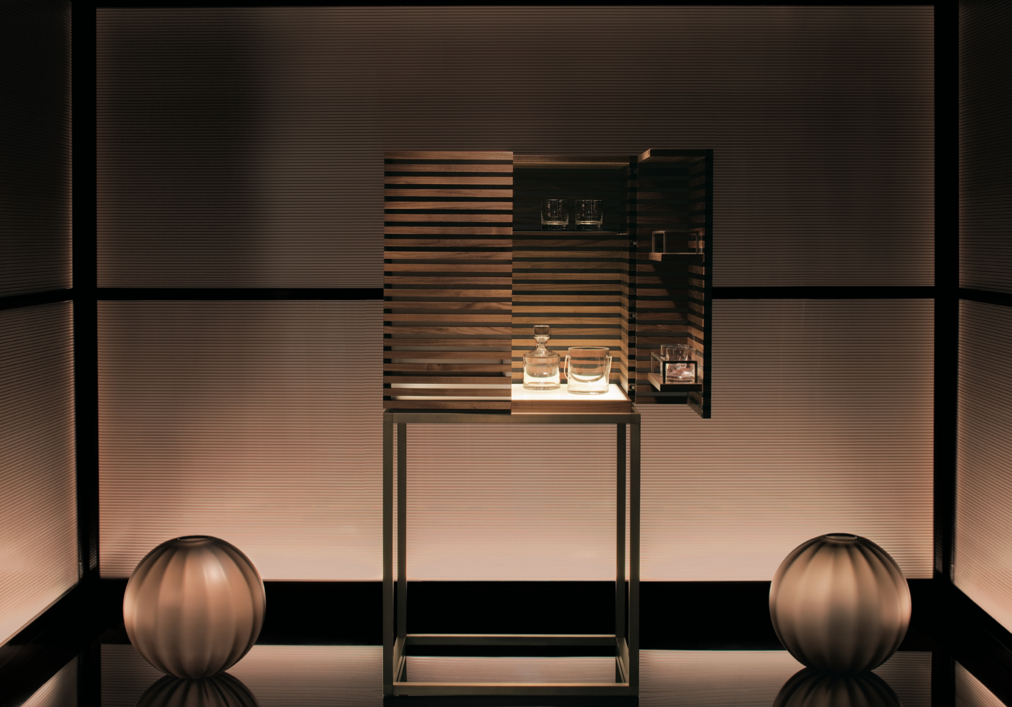 Handcrafted Correnti Murano Glass round vase with sleek steel and tobacco color scheme, made using artisanal techniques, perfect as a luxurious statement piece for art and design lovers.