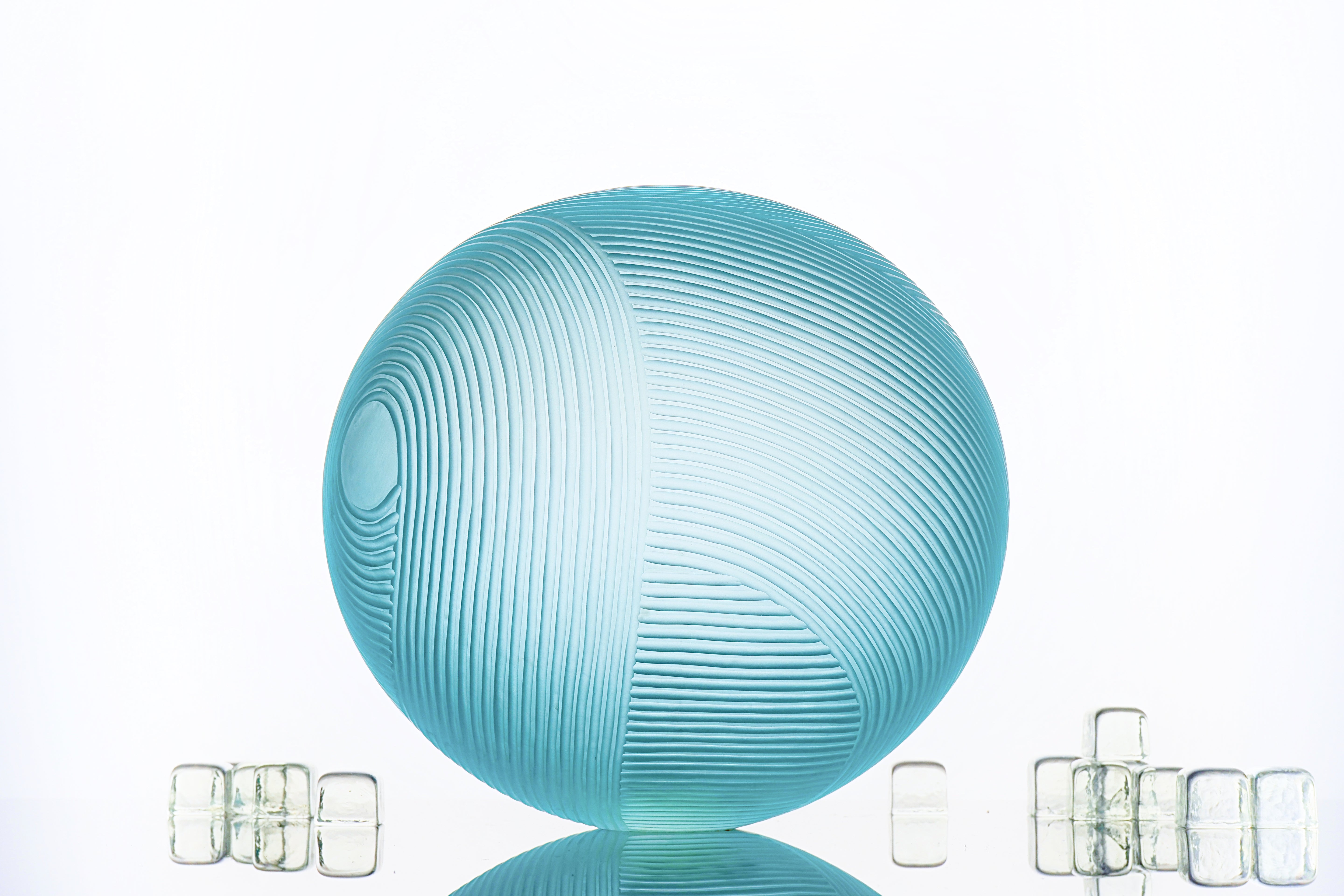 Edols & Elliott - Ocean Flow Glass Ball - Blue