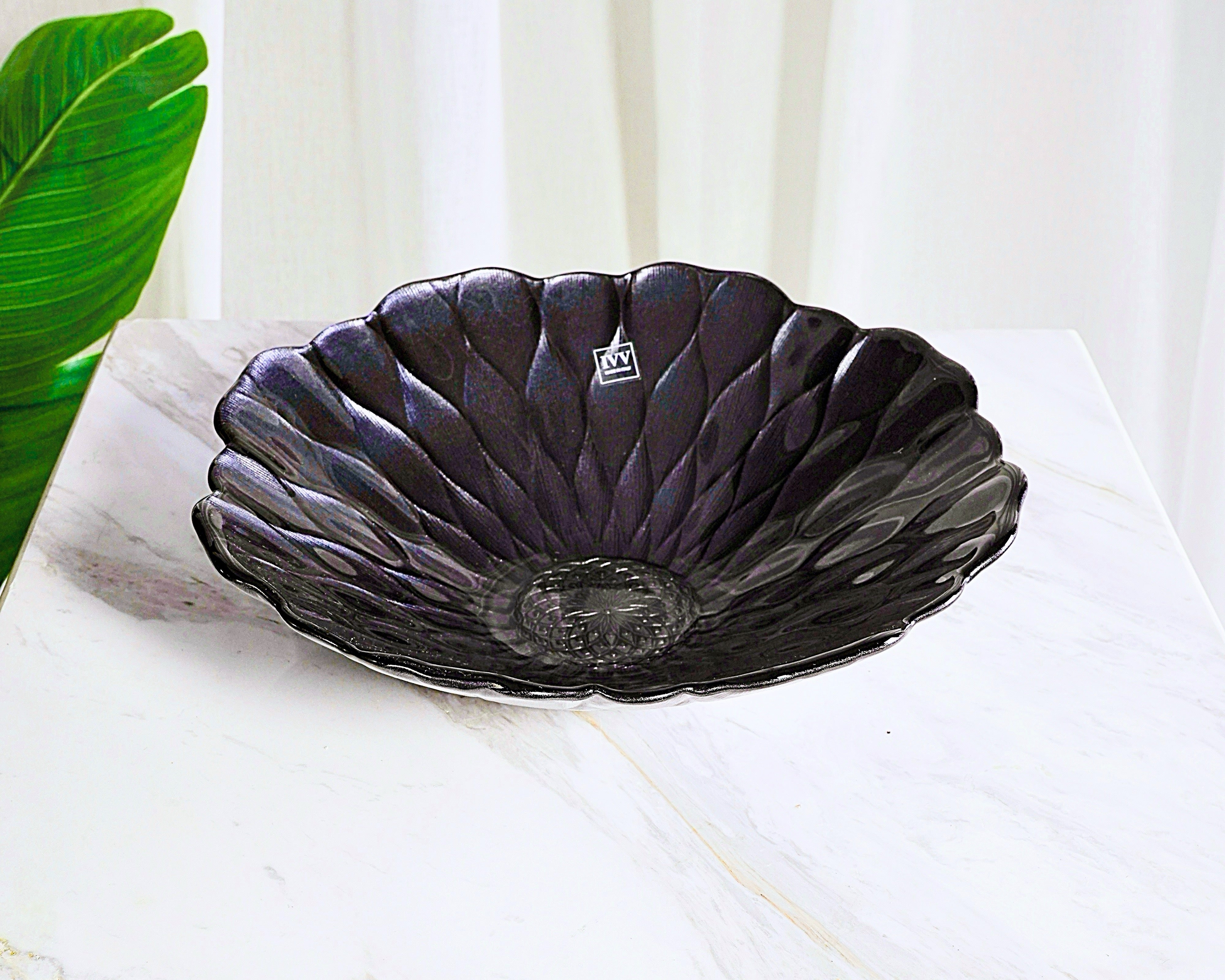 IVV Italian Glass - Lotus Bowl - Black