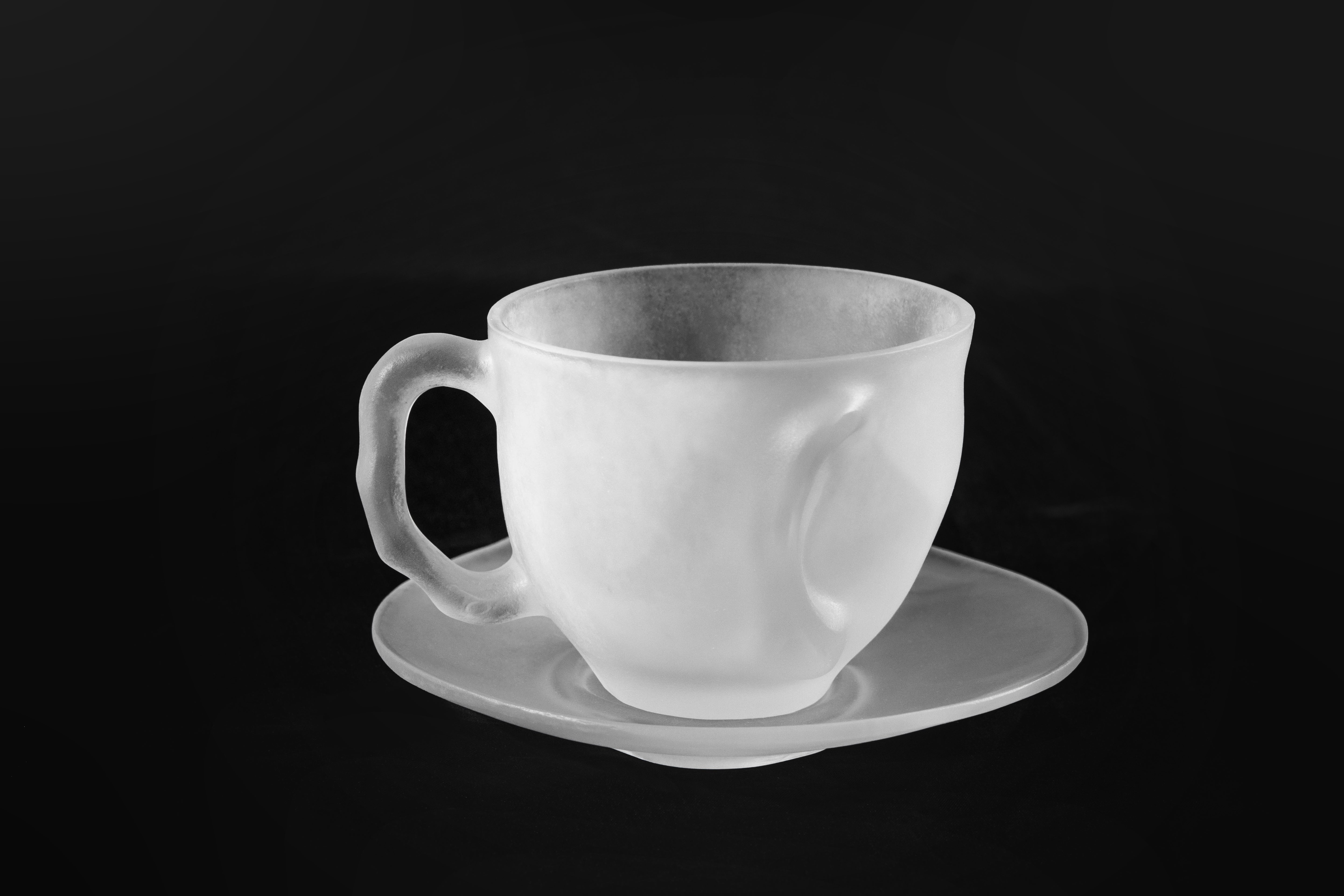 Liu YuTian - KISS Art Glass Cup and Tray Set - Sanded, White, Clear