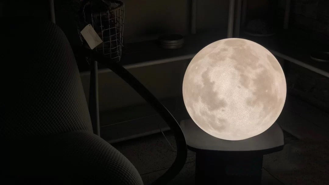 Huang YuLong - THE MOON LAMP - 30CM