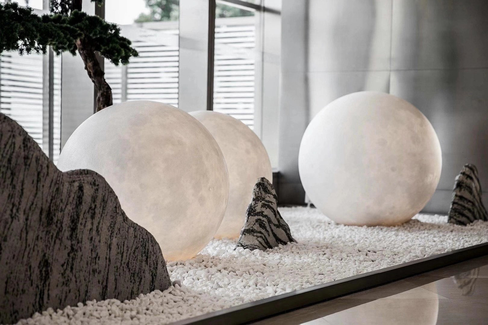 Huang YuLong - THE MOON LAMP - 80CM